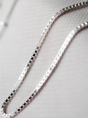 14k white gold  Square Link Necklace box chain